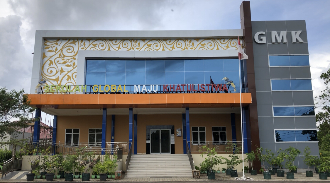 Gedung Sekolah GMK